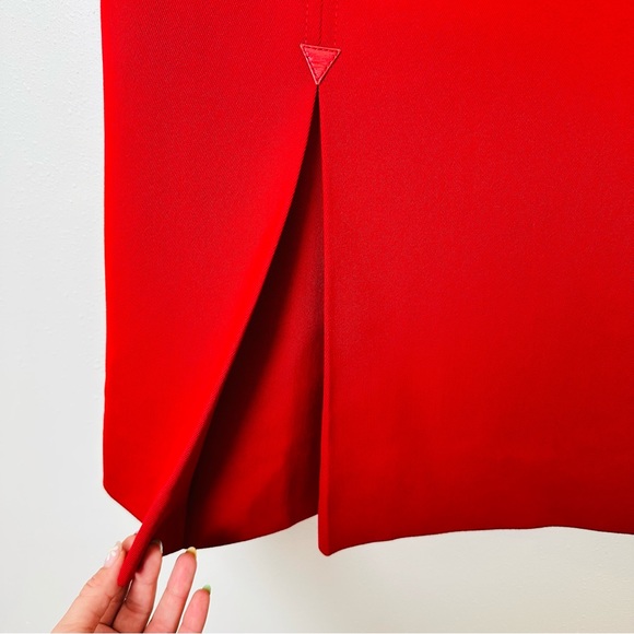 Authentic Celine 100% wool pleated midi skirt with gold chain waist saffron red - Picture 11 of 12